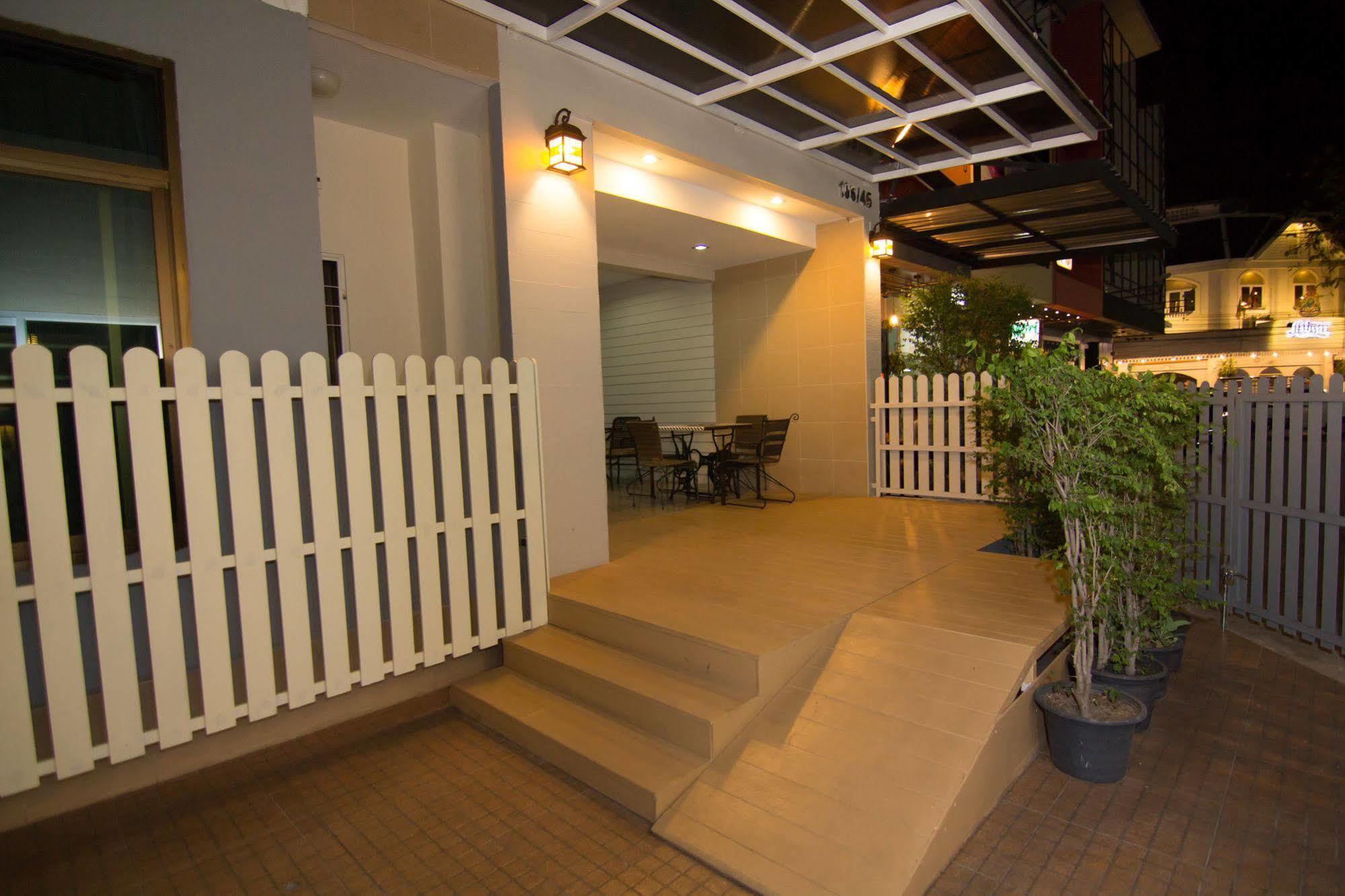 Prajaktra City Hostel Udon Thani Eksteriør bilde