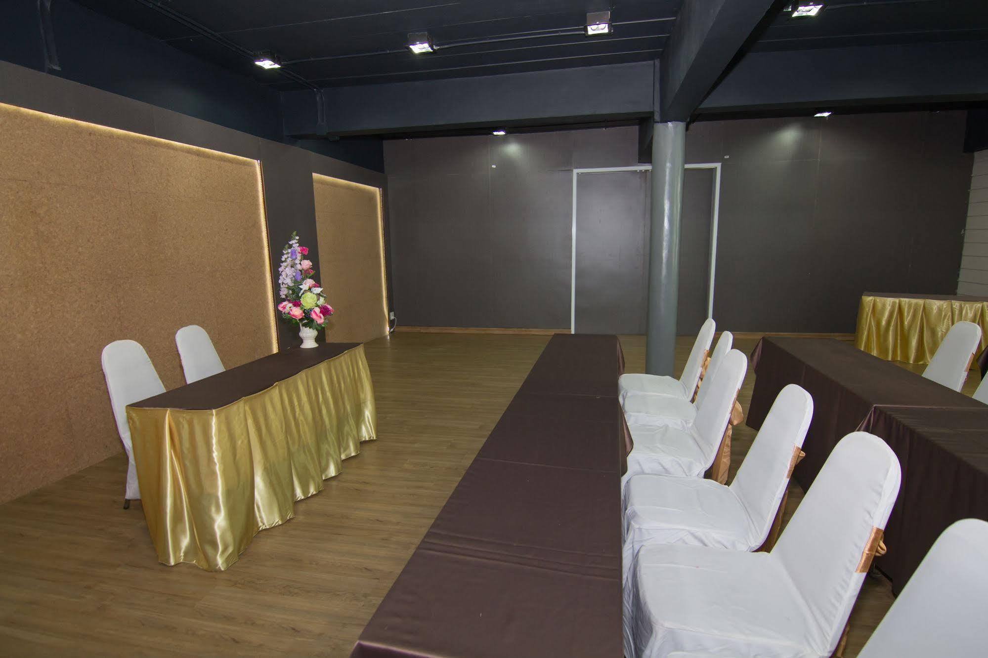 Prajaktra City Hostel Udon Thani Eksteriør bilde